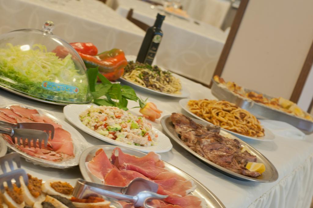 Albergo La Rosetta Chianciano Terme Eksteriør billede